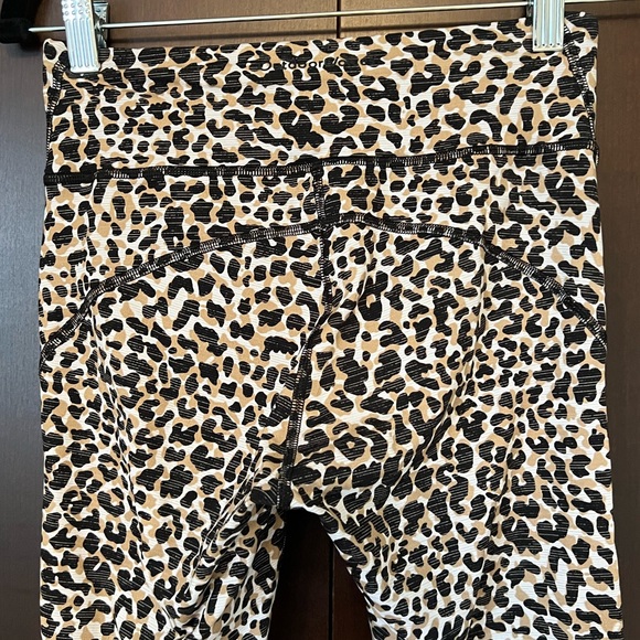 Outdoor Voices Leopard Flex Cropped Leggings - Picture 3 of 7